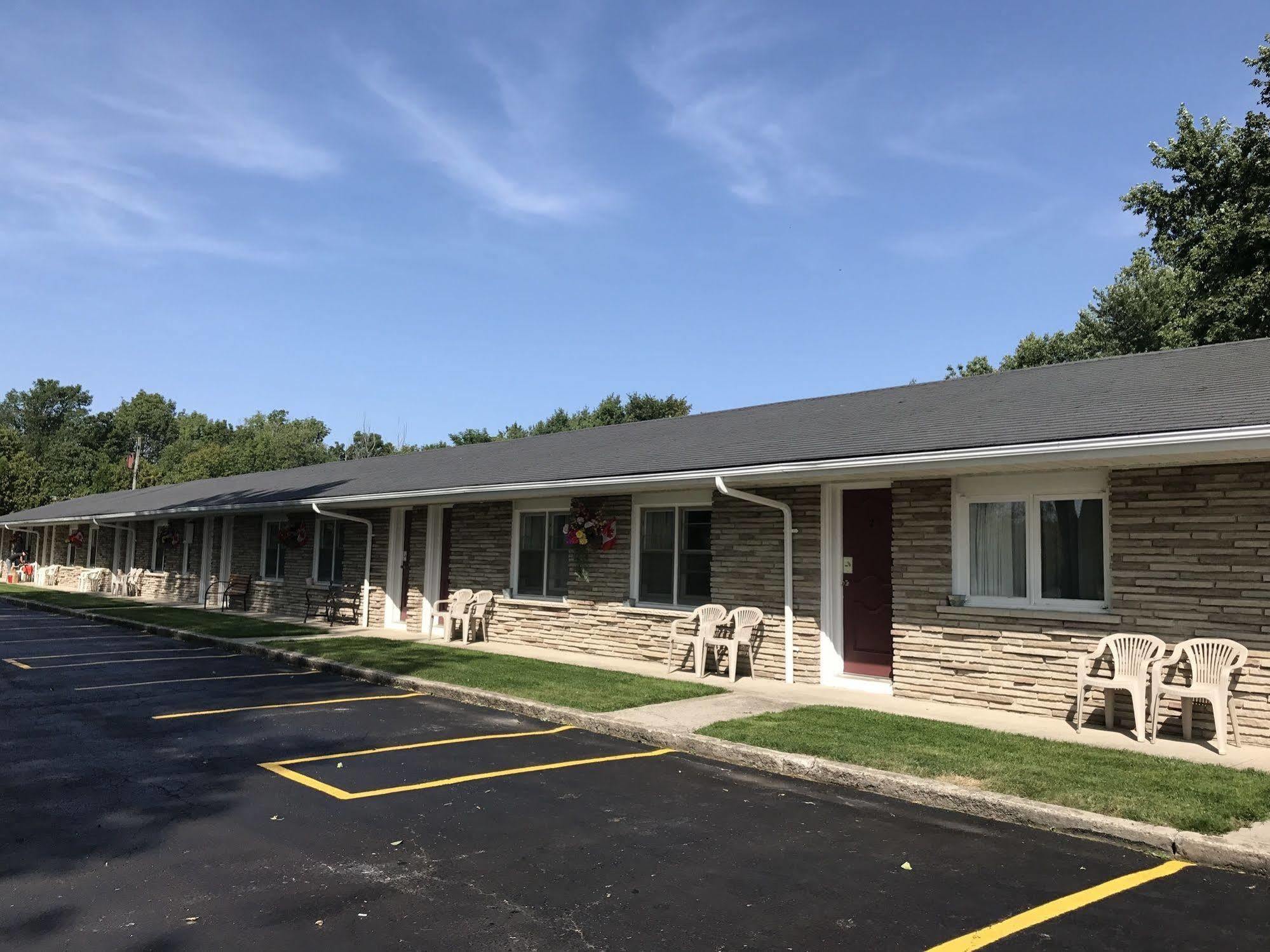 Dunlop Motel Goderich Exterior foto